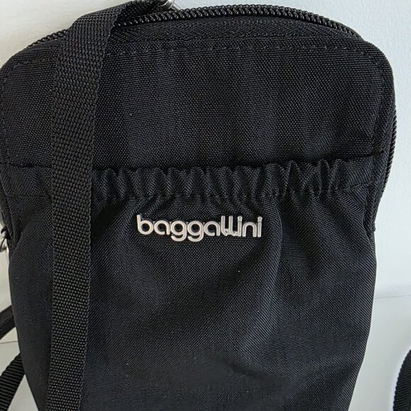 BAGGALLINI Pouch Small Crossbody Phone Bag NWOT 🆕🆕🆕 - Picture 11 of 16